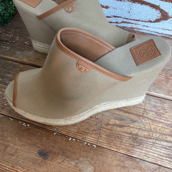 Tory Burch Canvas Slip-On Wedge Mule Tan/Royal - Picture 8 of 8